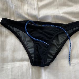 Size M Jolyn Bottoms